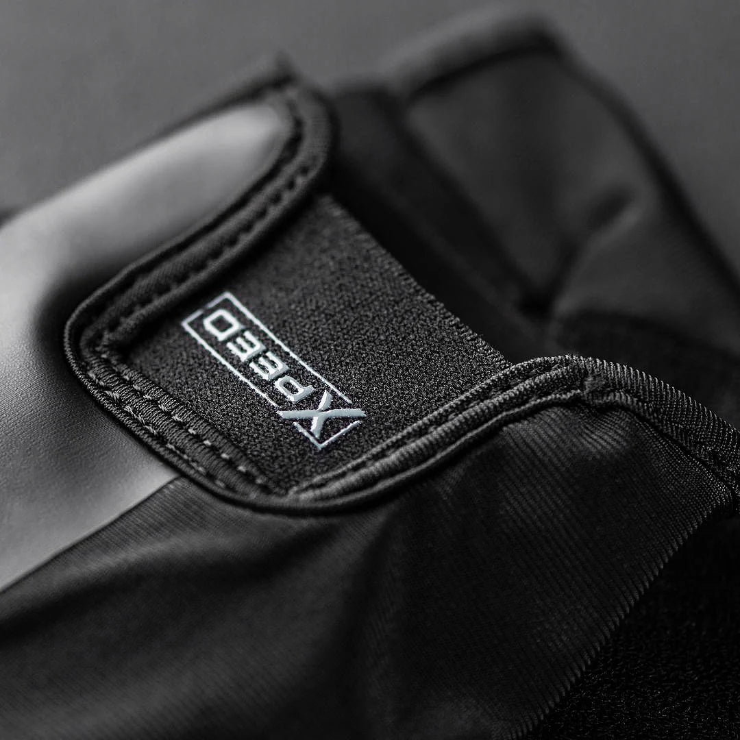 Close up on elastic on Xpeed Hyper Lite Gloves